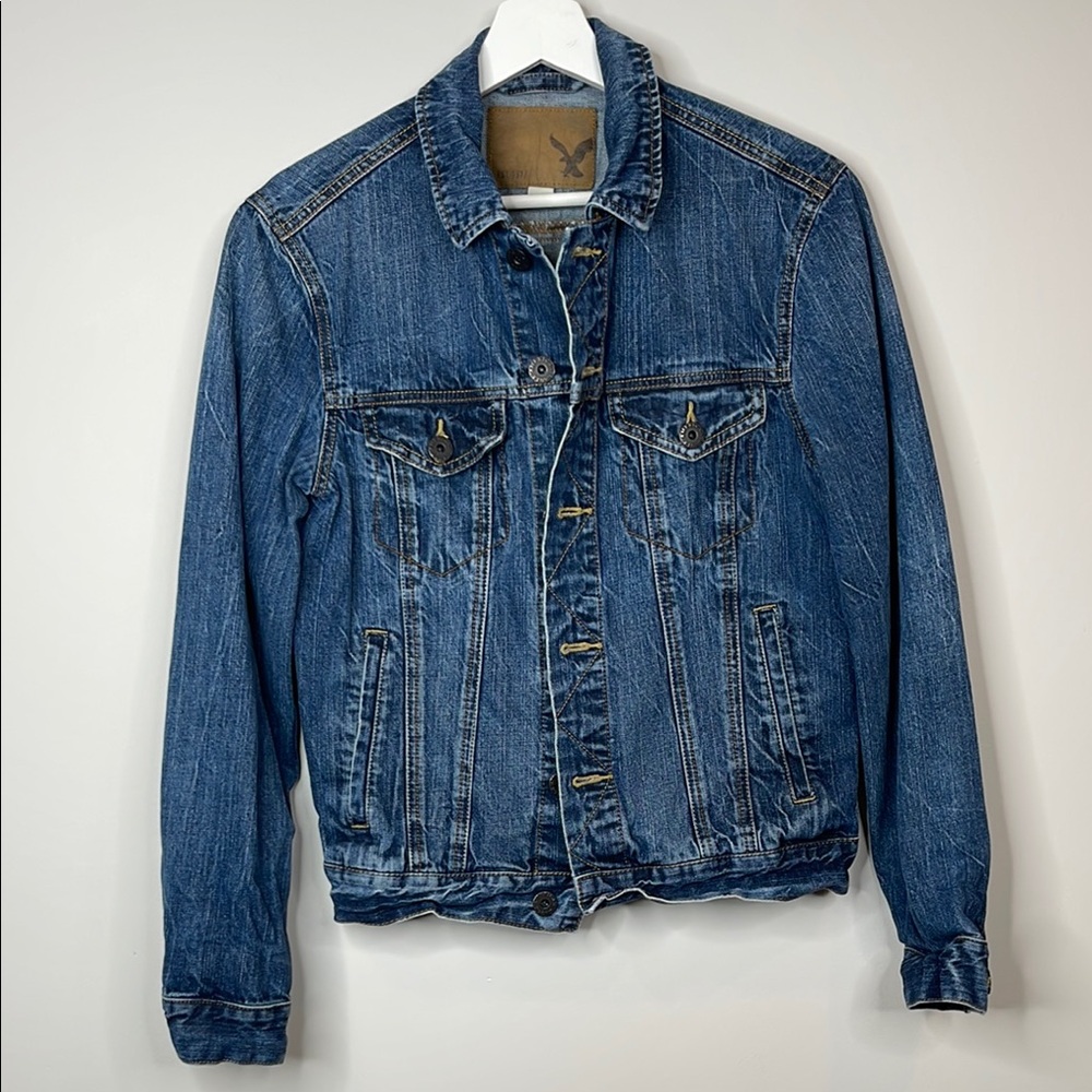 American Eagle Trucker Denim Jean Jacket Size Small
